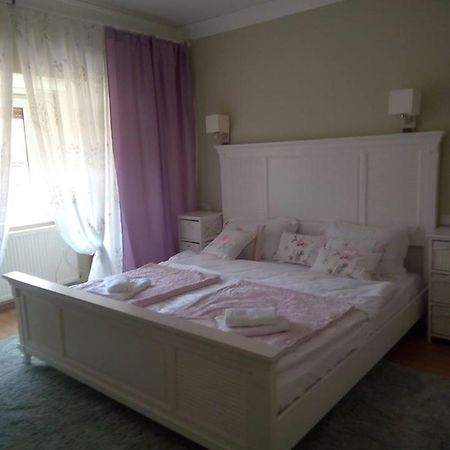 Christa Apartment Сибиу Екстериор снимка